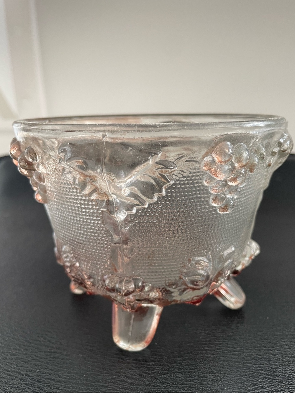 Vintage Jeannette Glass Harvest Grape Covered Candy Dish Amberina 3525